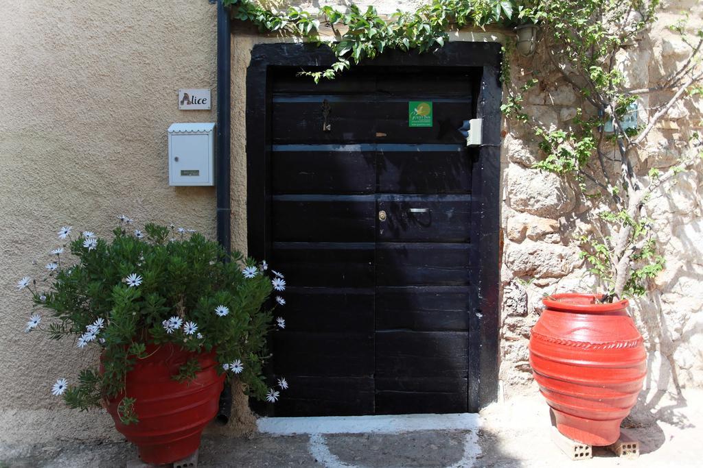 To Spitaki Apartments Galaxidi Exterior photo